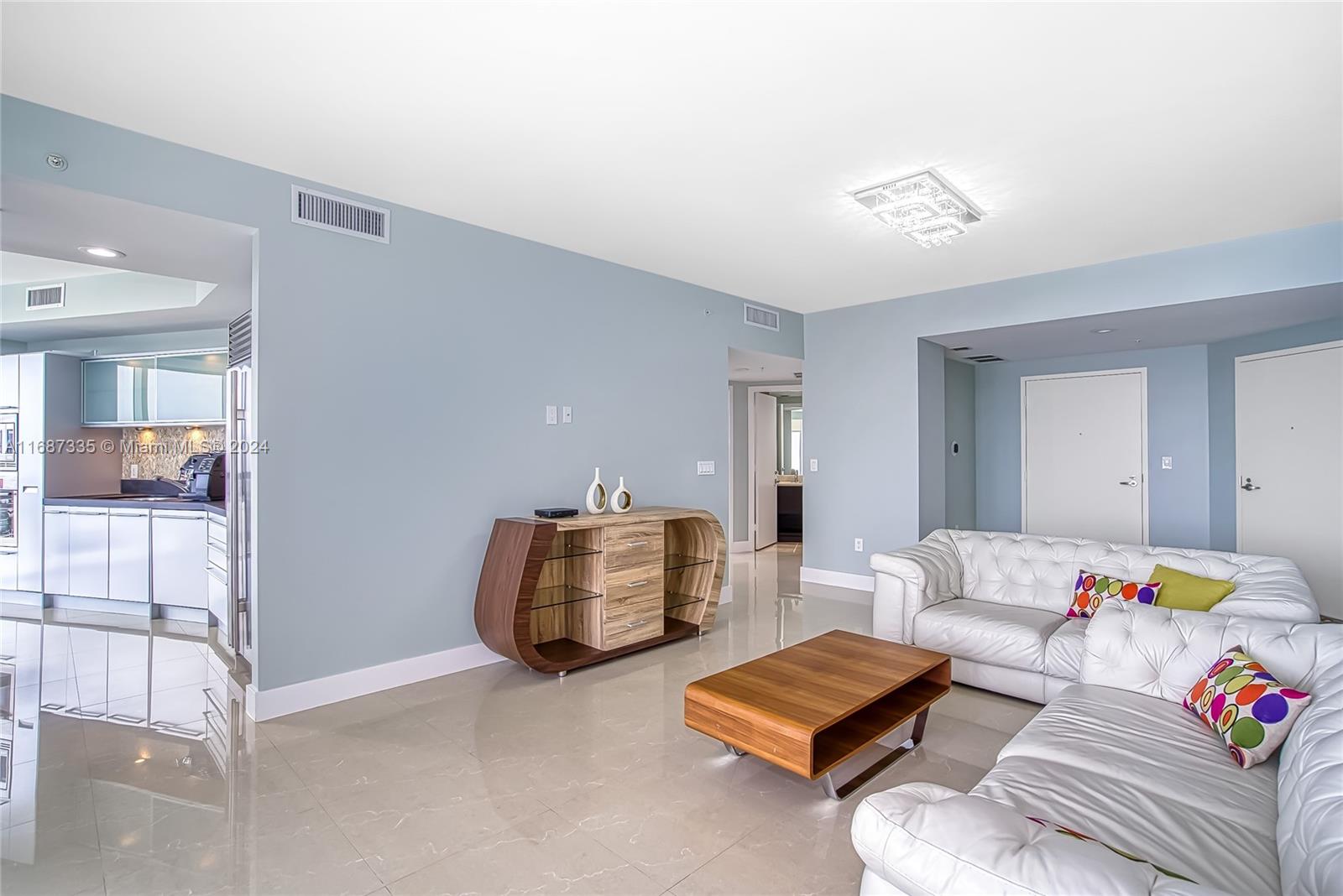 18201 Collins Ave #1701, Sunny Isles Beach FL 33160