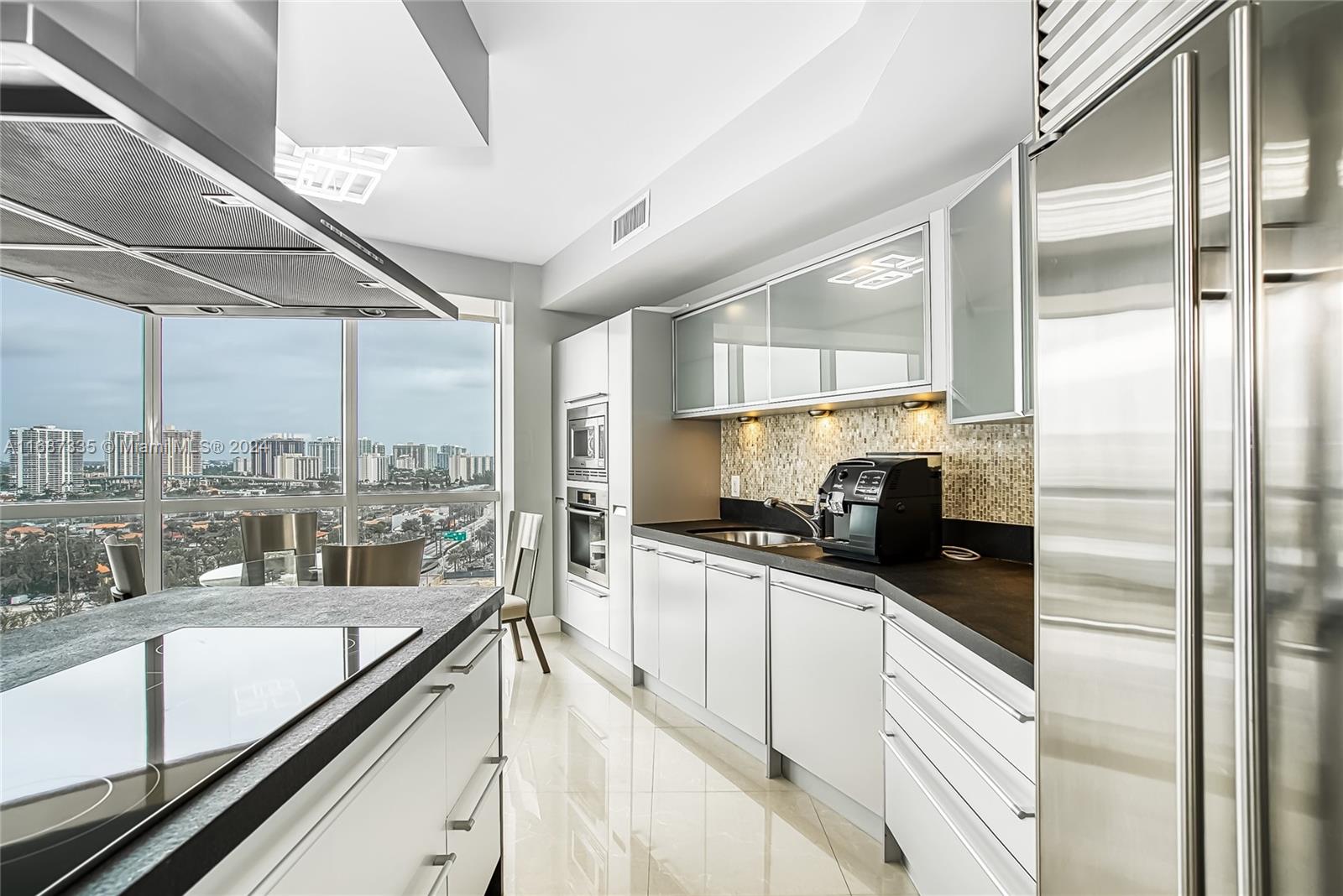 18201 Collins Ave #1701, Sunny Isles Beach FL 33160