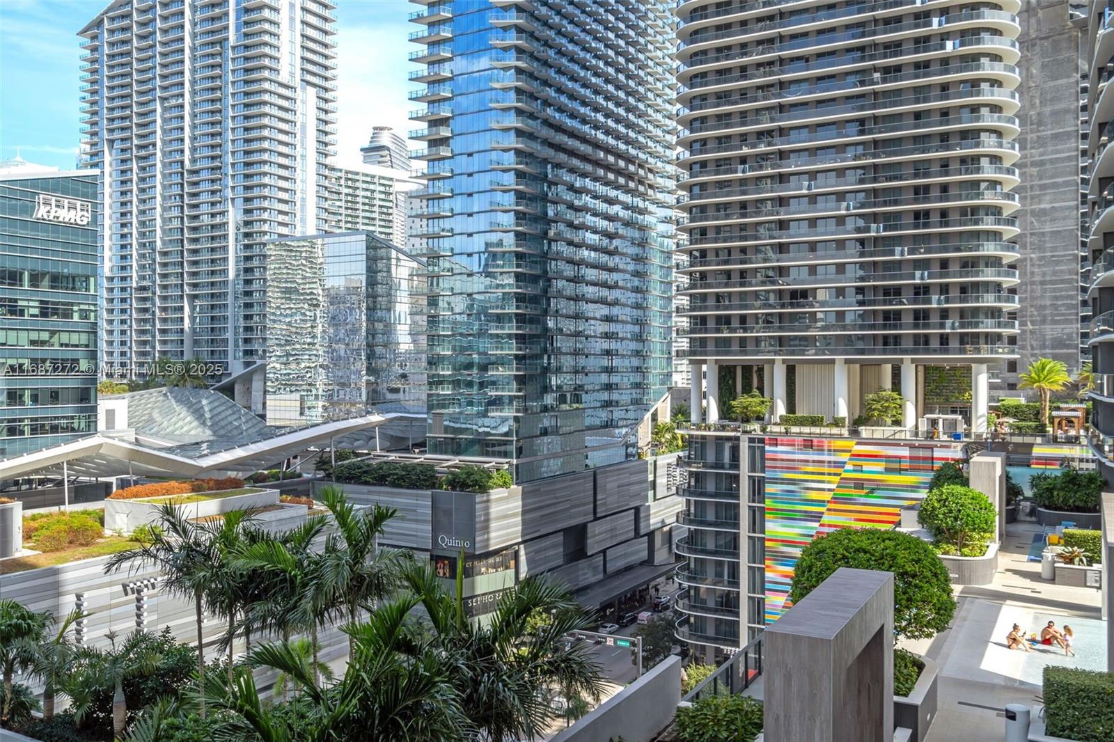 55 SW 9th St #1109, Miami FL 33130
