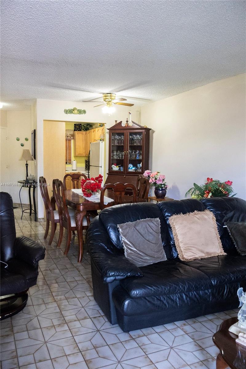 1750 W 46th St #423, Hialeah, Florida image 18