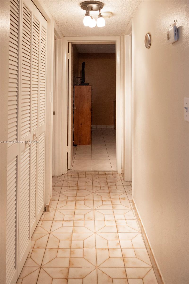 1750 W 46th St #423, Hialeah, Florida image 9