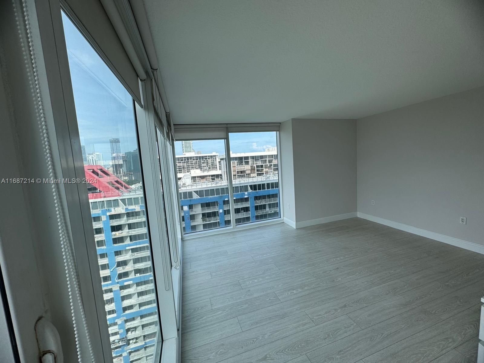 2101 Brickell Ave #1901, Miami FL 33129