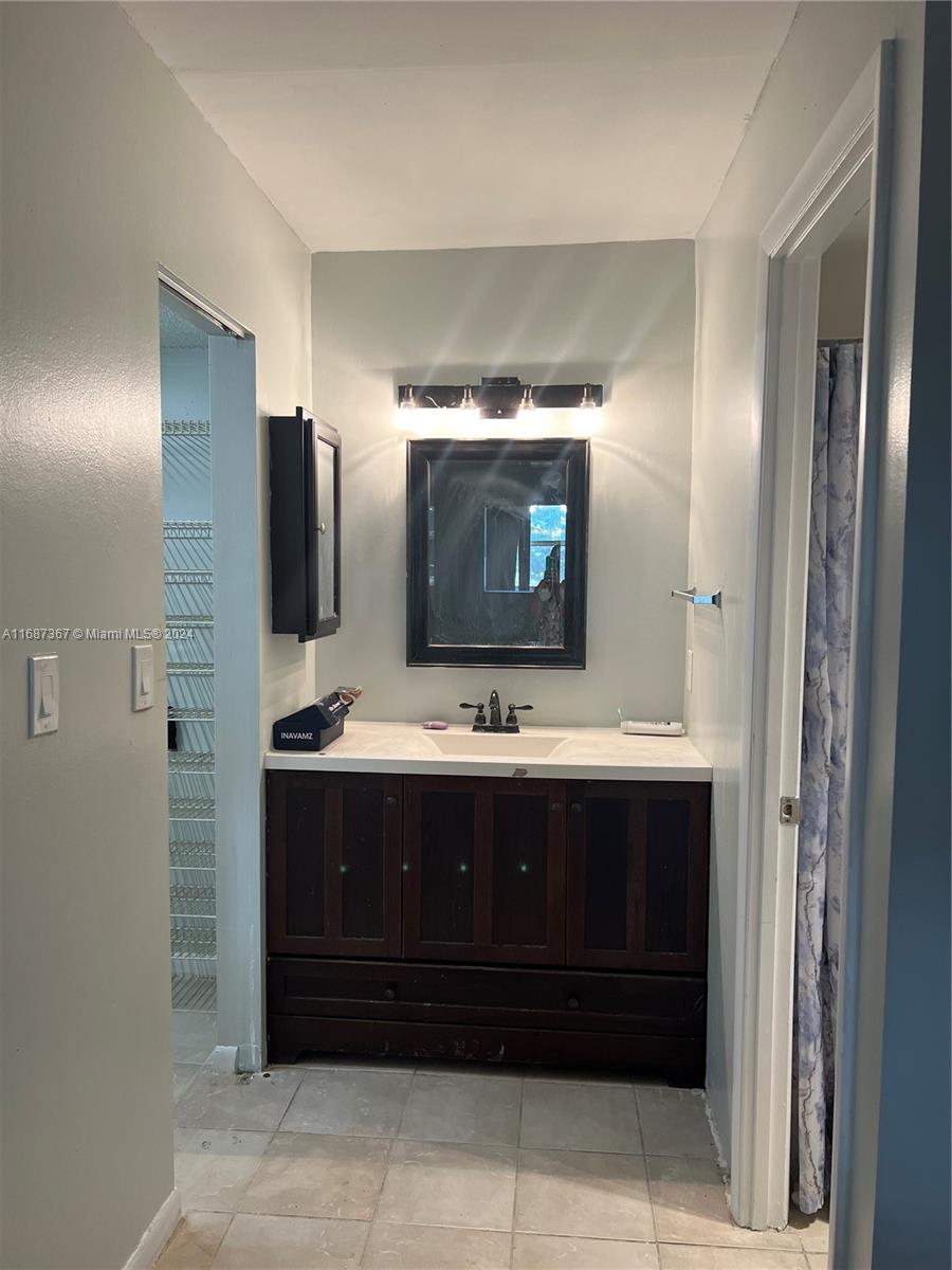 3300 Spanish Moss Ter #210, Lauderhill, Florida image 10