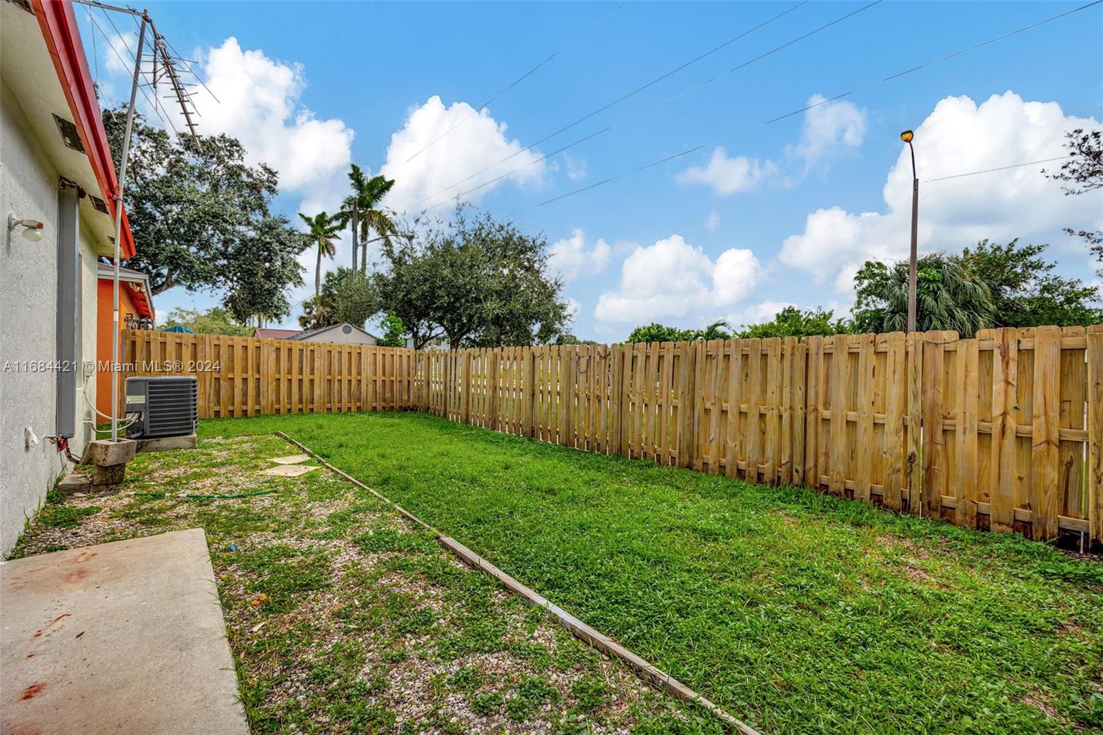 1606 SW 3rd Ct, Homestead, Florida image 32