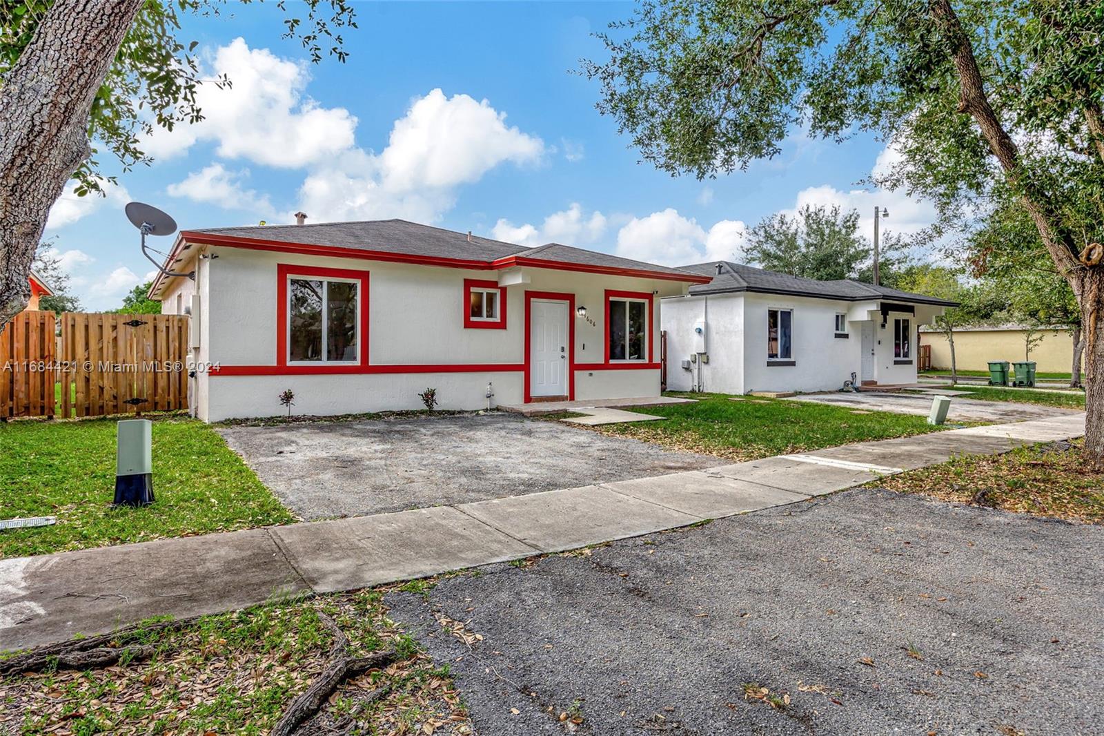 1606 SW 3rd Ct, Homestead, Florida image 6