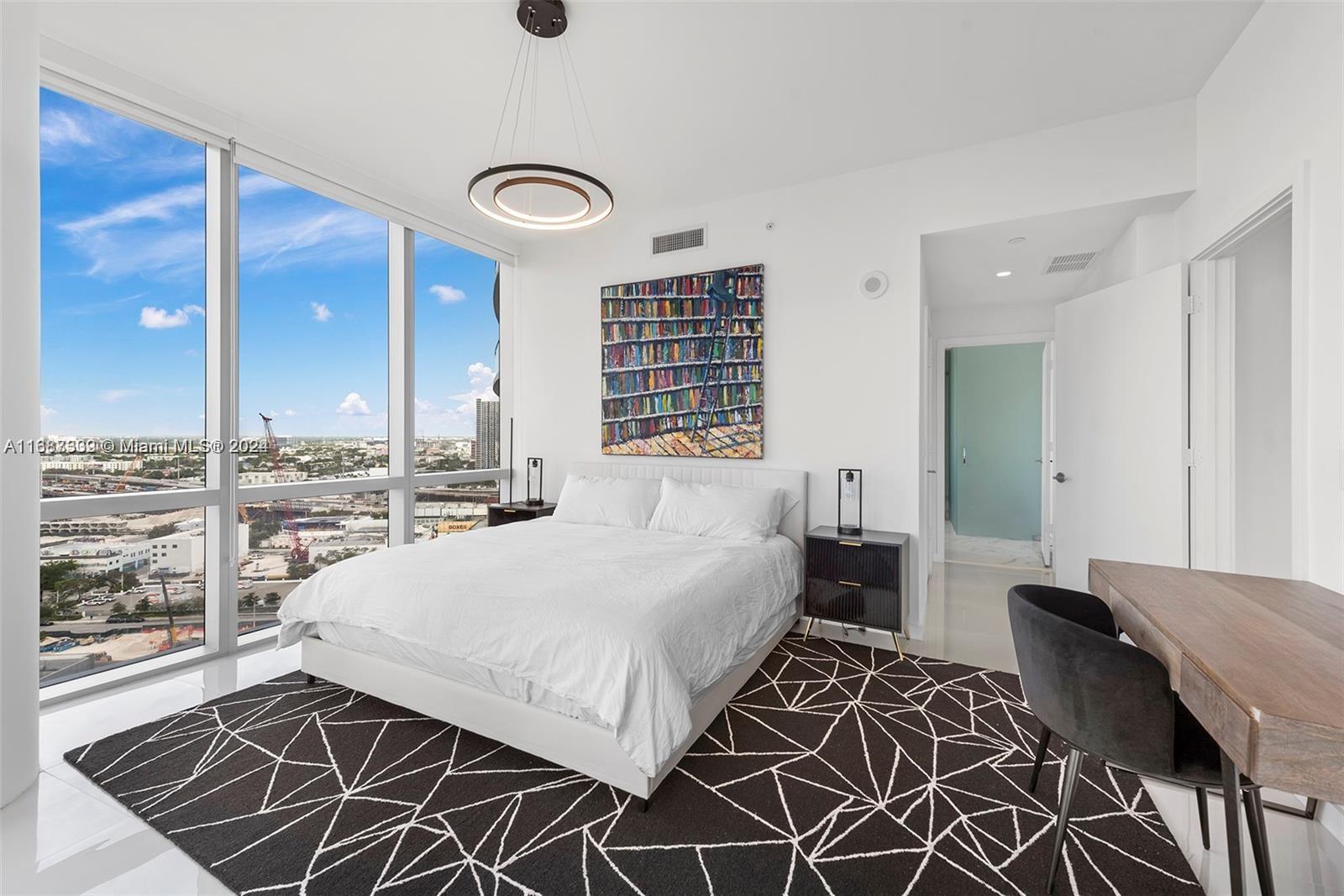 851 NE 1st Ave #1712, Miami FL 33132