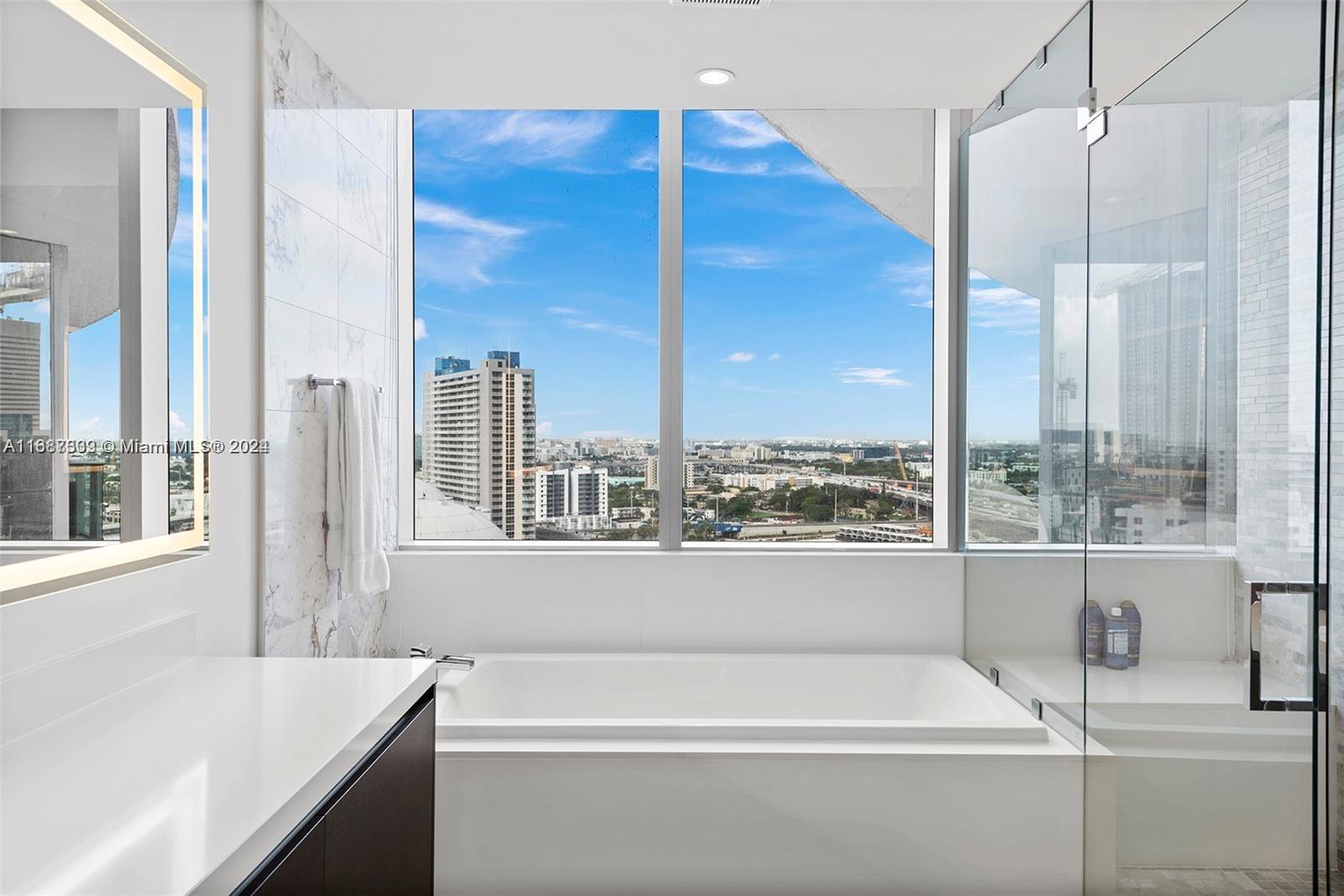 851 NE 1st Ave #1712, Miami FL 33132
