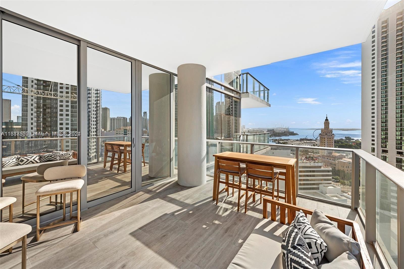 851 NE 1st Ave #1712, Miami FL 33132