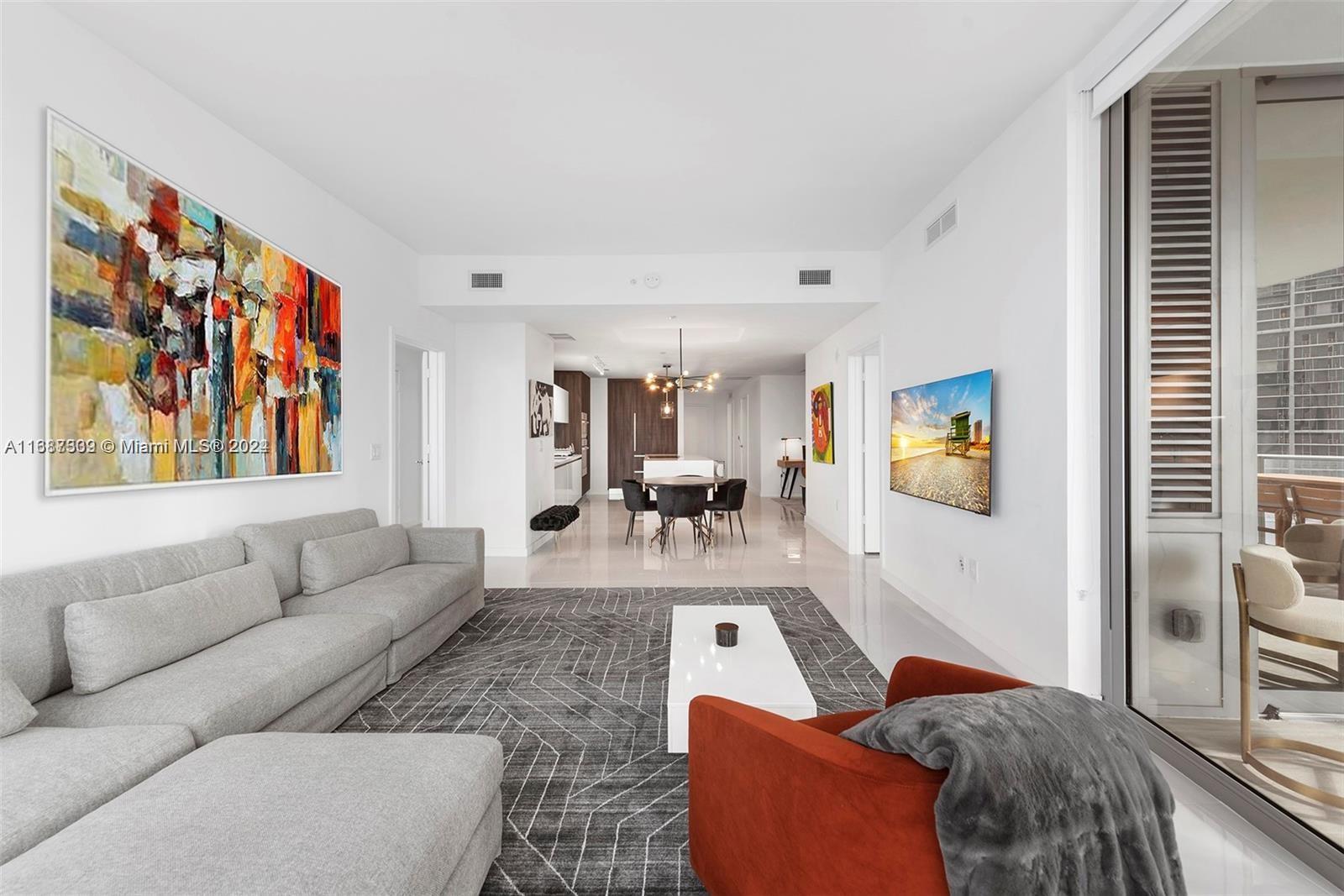 851 NE 1st Ave #1712, Miami FL 33132