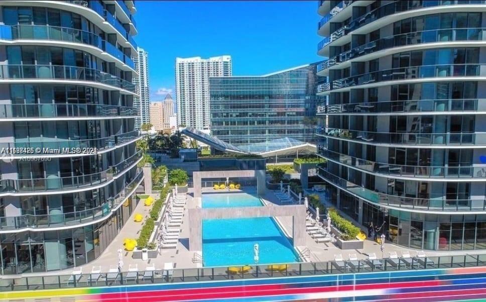 45 SW 9th St #2609, Miami FL 33130
