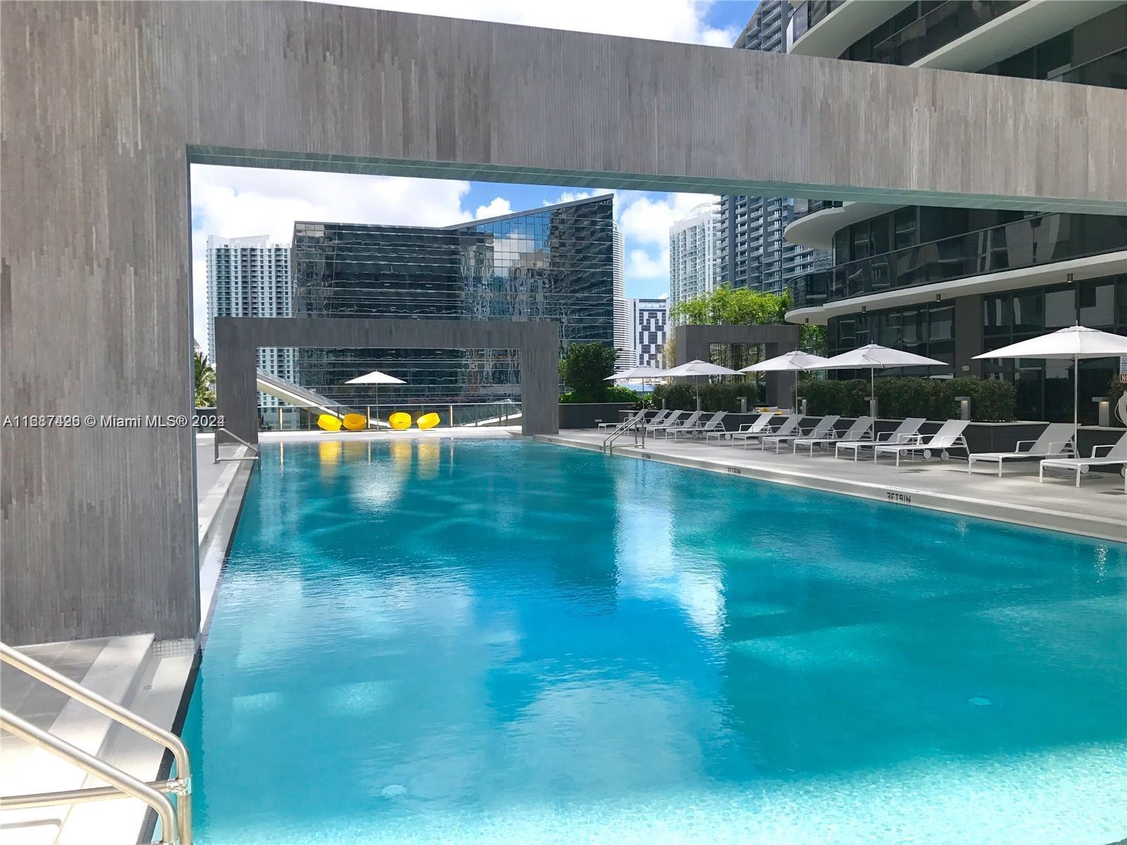 45 SW 9th St #2609, Miami FL 33130