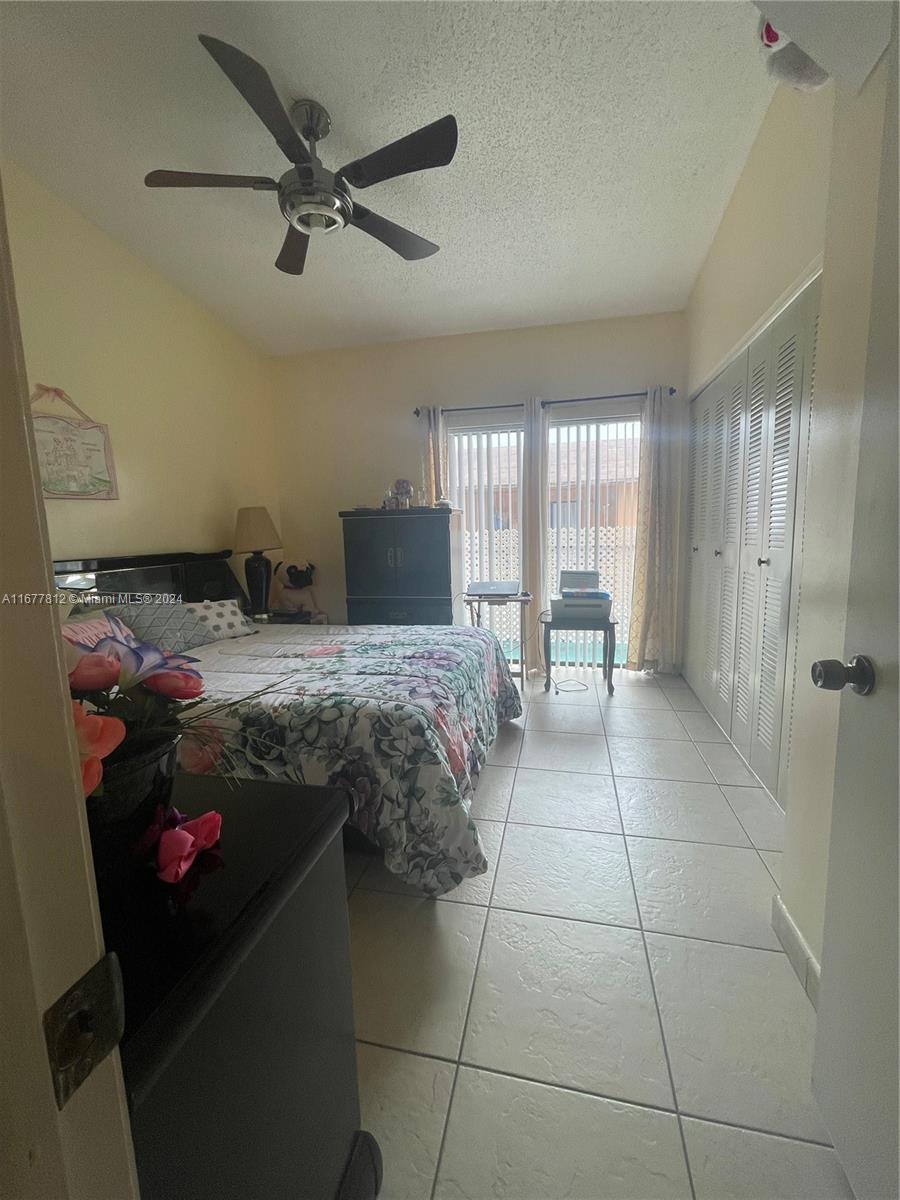 2224 W 53rd Pl #2224, Hialeah, Florida image 5