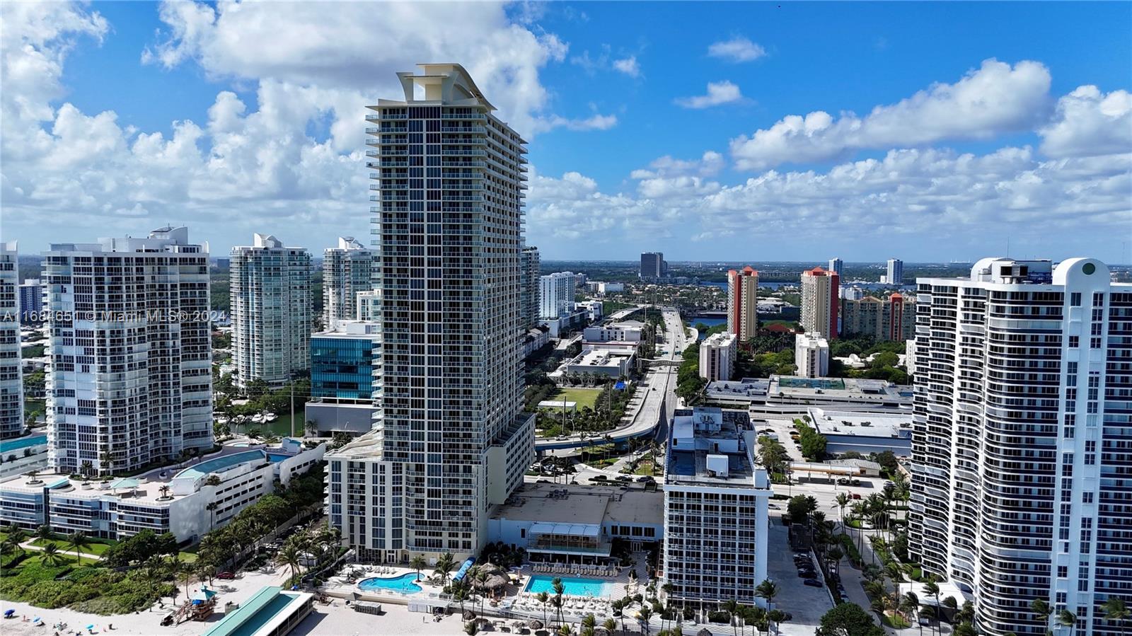 16699 Collins Ave #2204, Sunny Isles Beach, Florida image 2