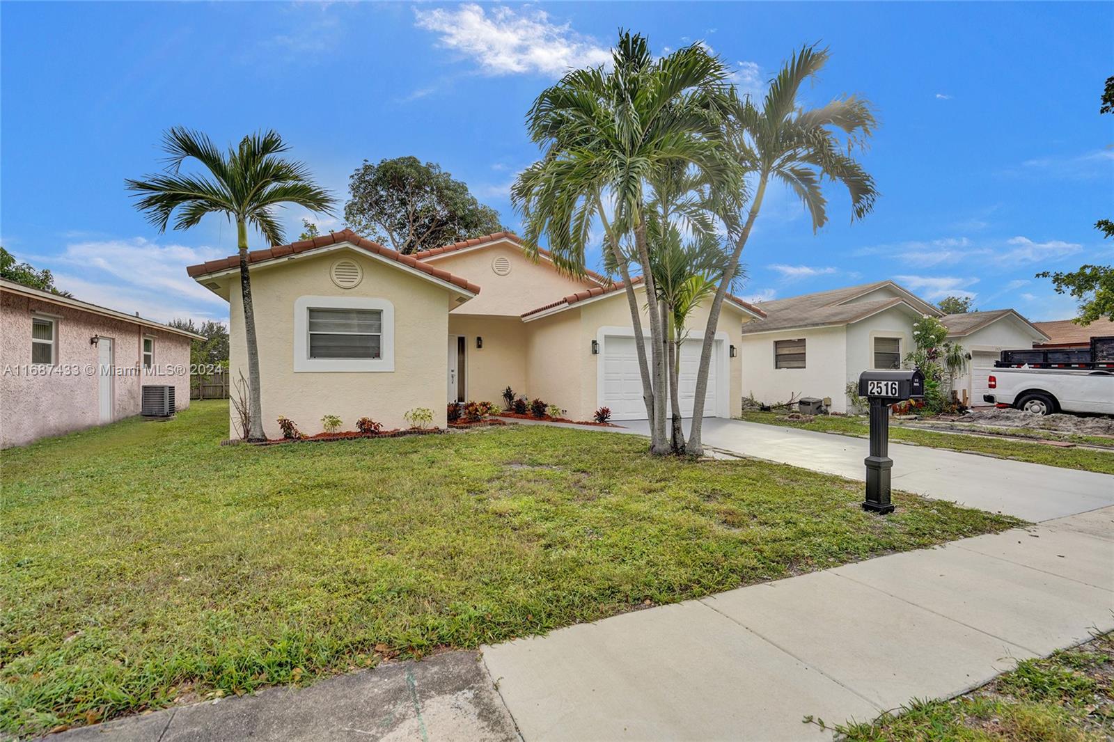 2516 Raleigh St, Hollywood, Florida image 3