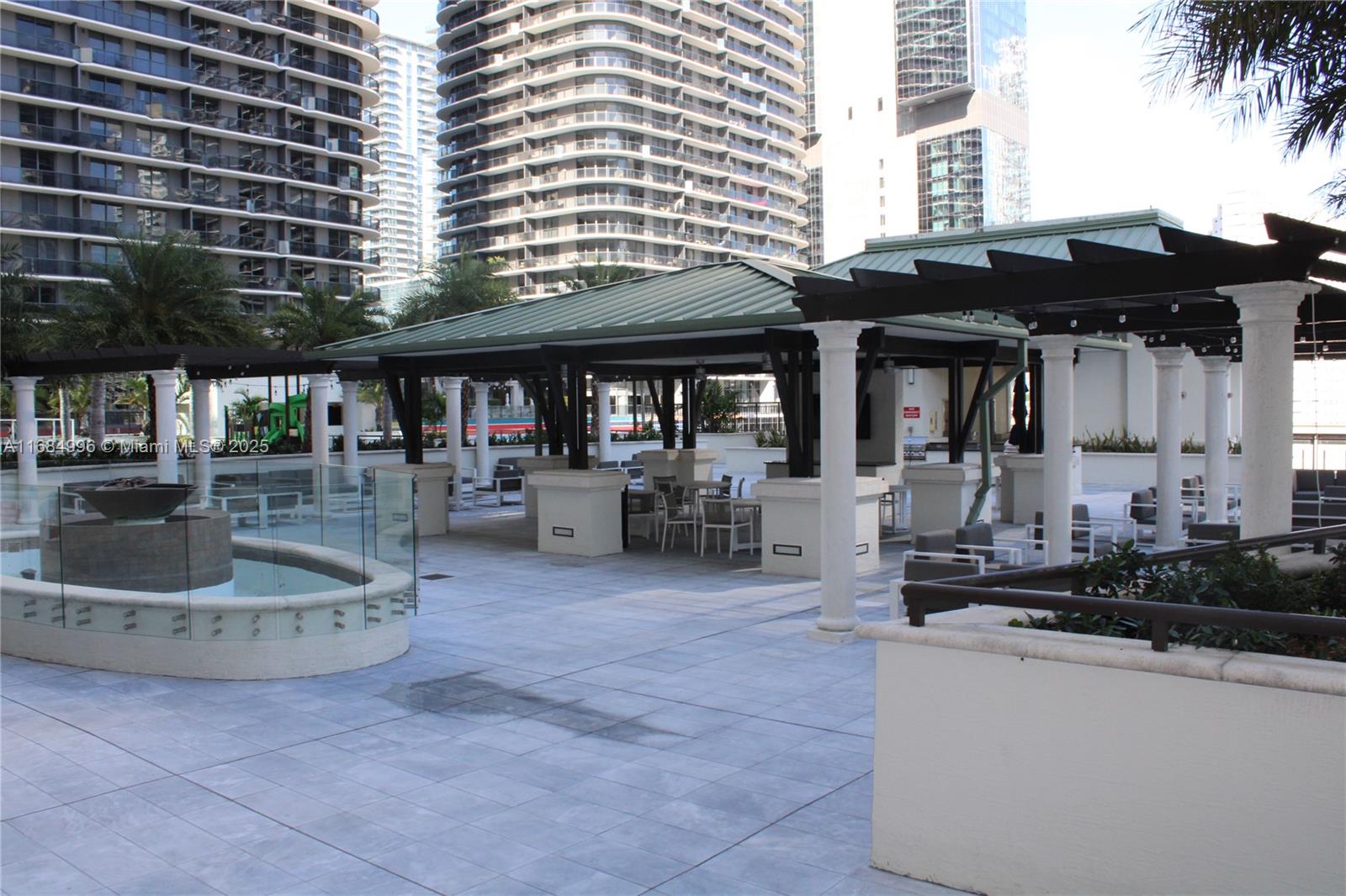 999 SW 1st Ave #2101, Miami FL 33130
