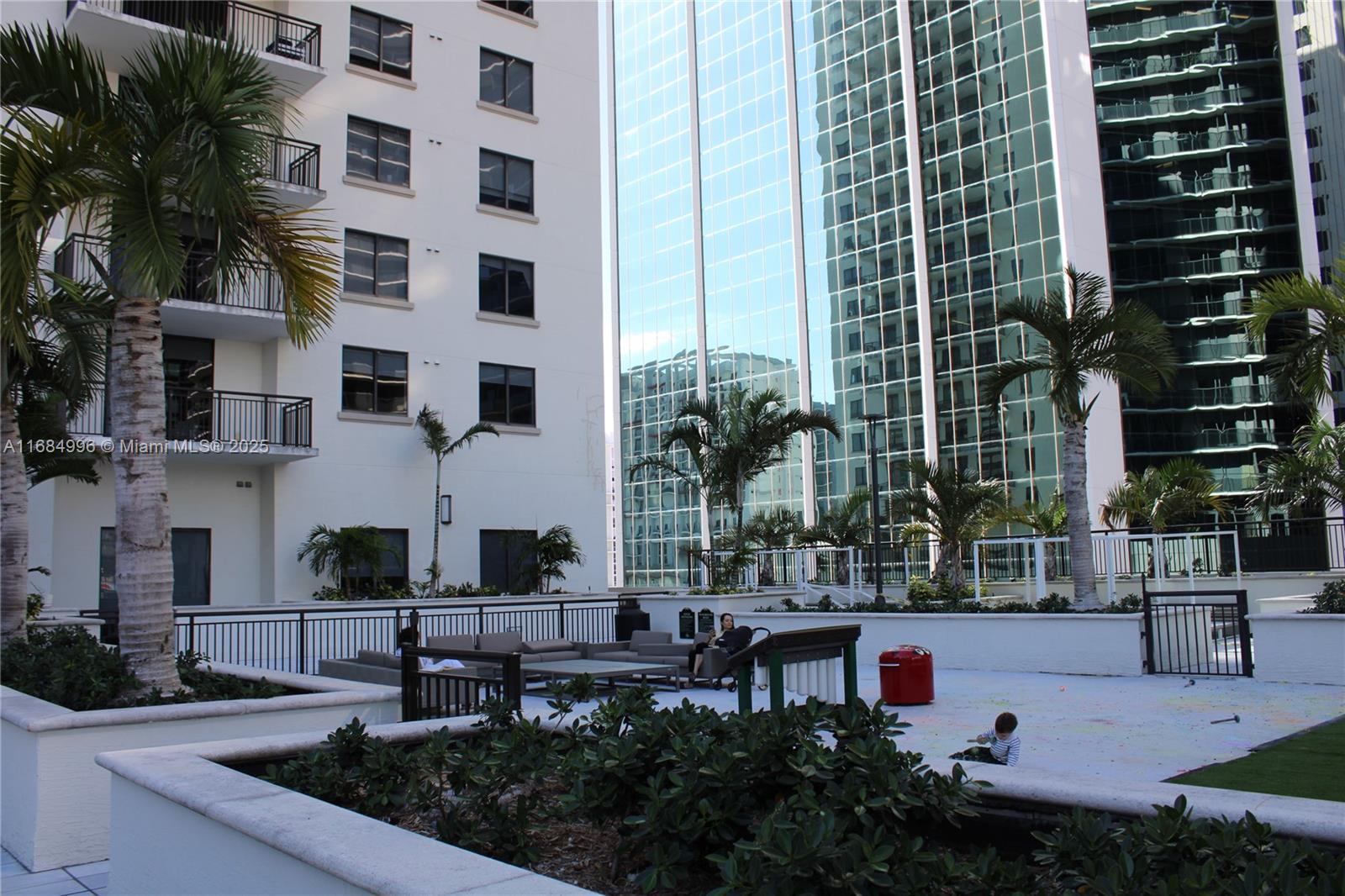 999 SW 1st Ave #2101, Miami FL 33130