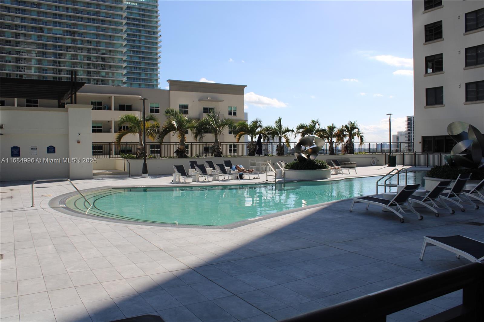 999 SW 1st Ave #2101, Miami FL 33130