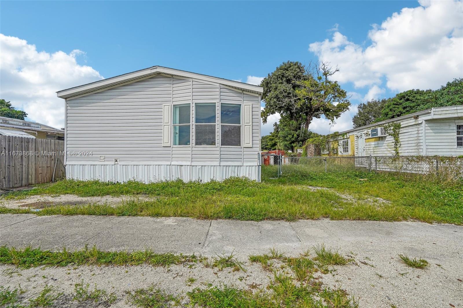 13321 SW 8th St, Davie, Florida image 1