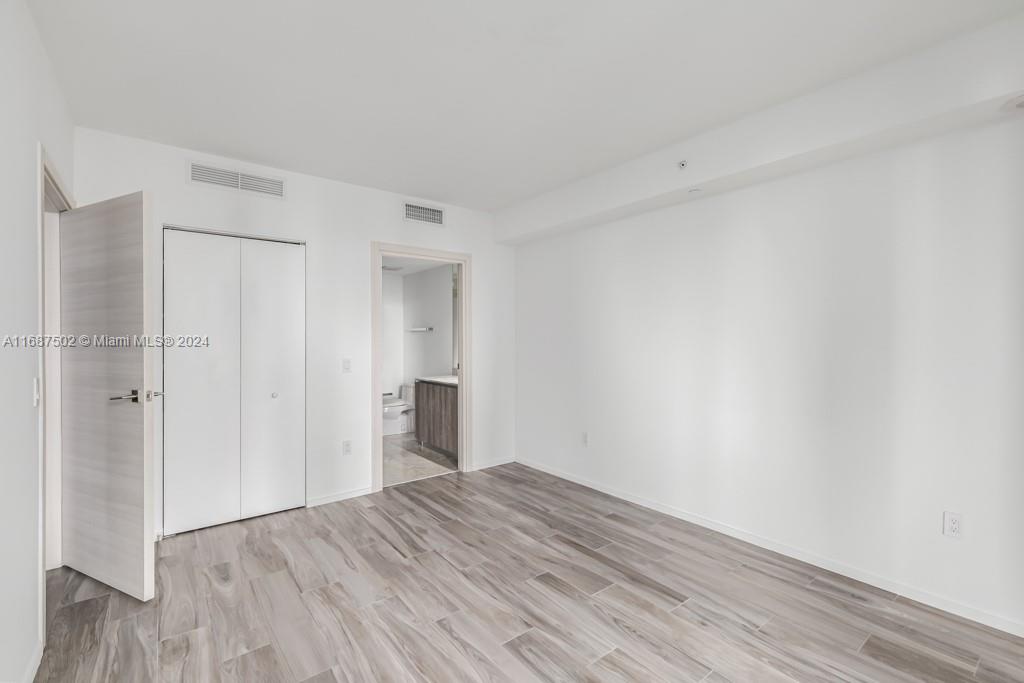 801 S Miami Ave #1810, Miami, Florida image 32