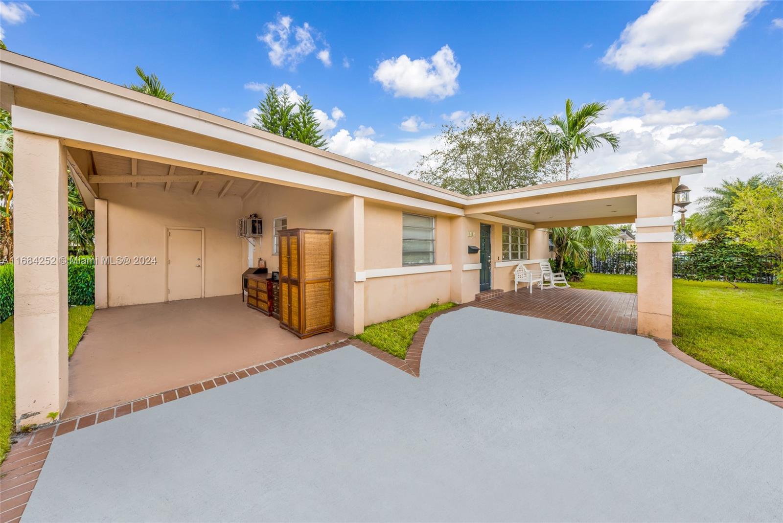 1445 W 5th Ln, Hialeah, Florida image 32