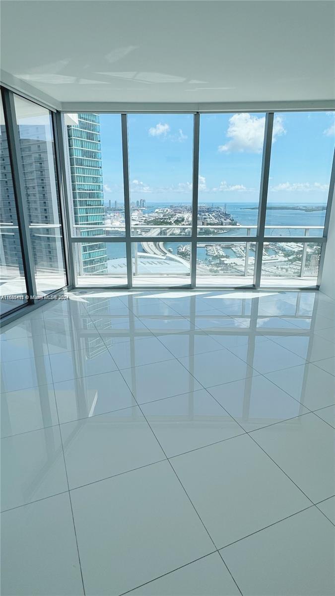 851 NE 1ST AV #3409, Miami FL 33132