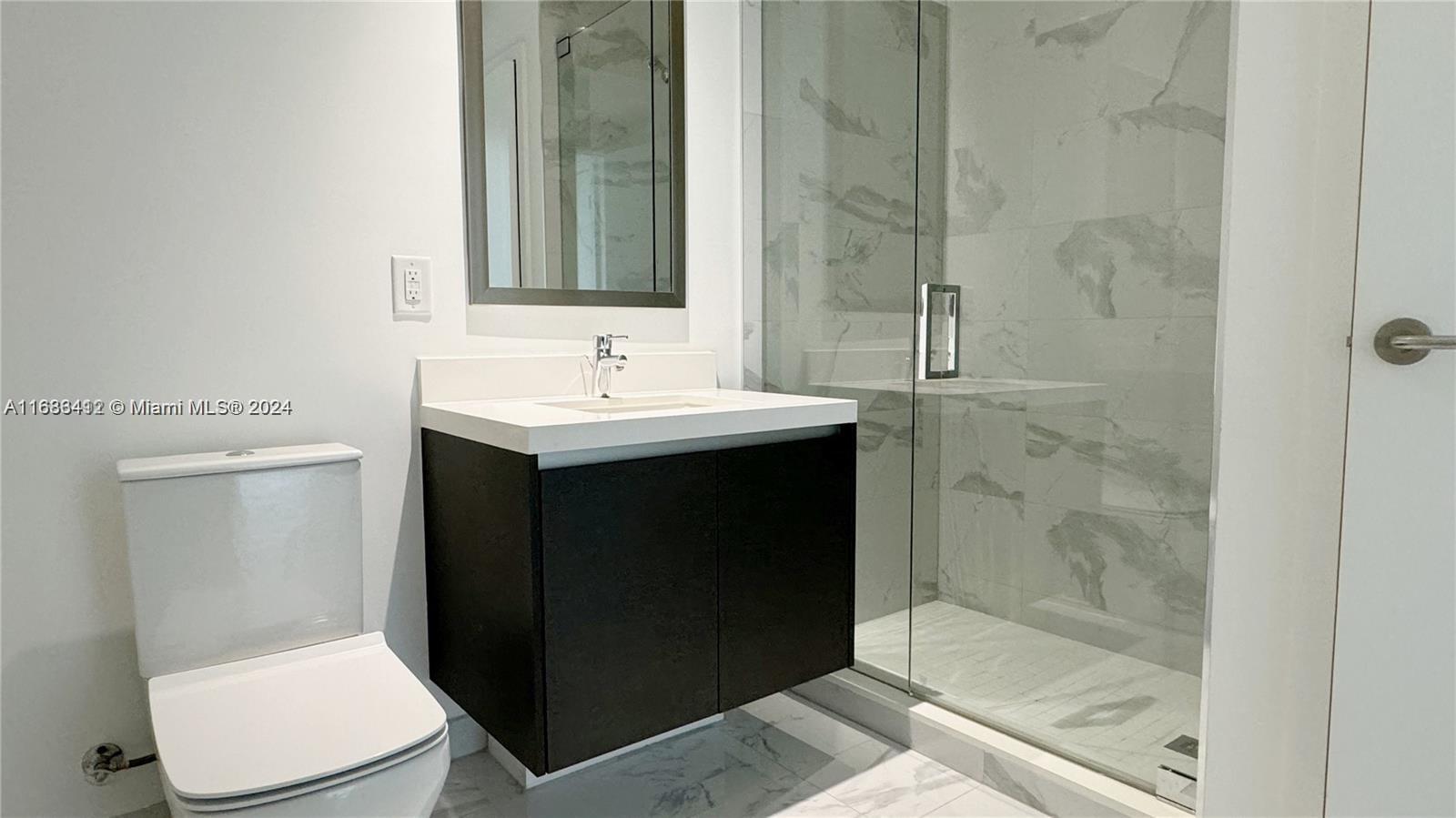 851 NE 1ST AV #3409, Miami FL 33132