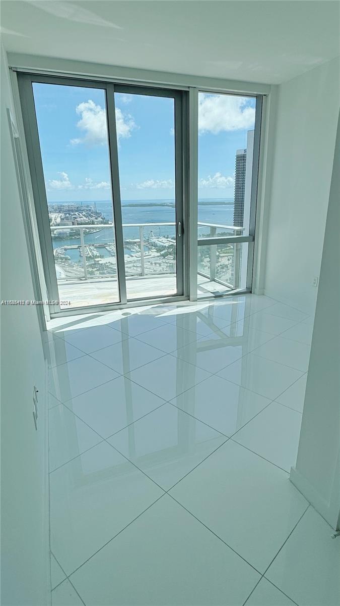 851 NE 1ST AV #3409, Miami FL 33132