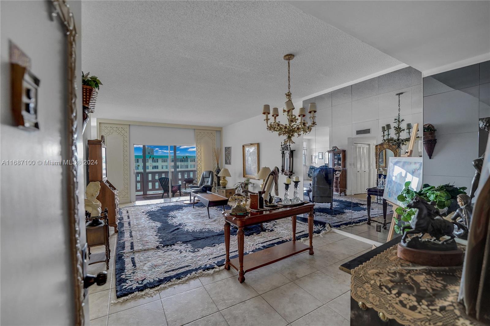 4350 Hillcrest Dr #1018, Hollywood, Florida image 3