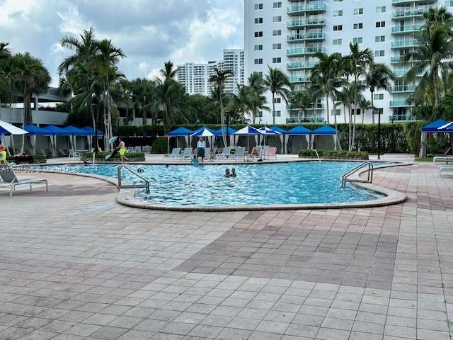 Listing Photo 12