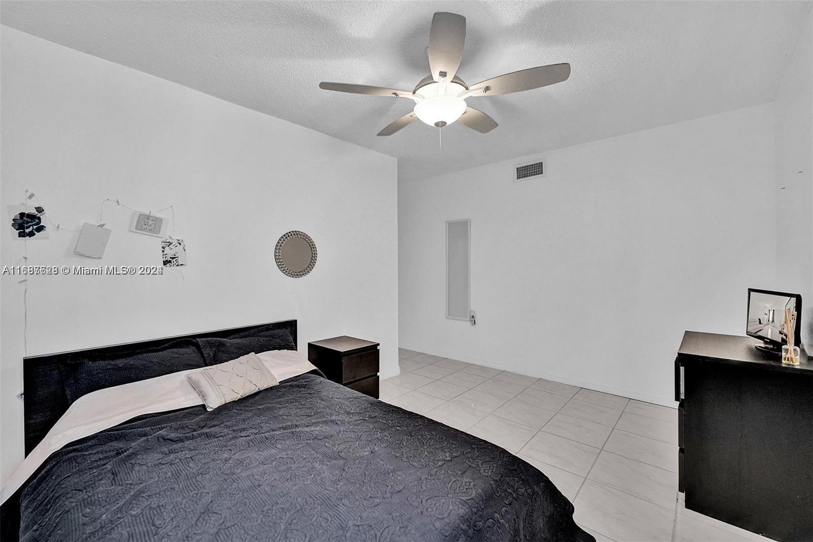 250 180th Dr #155, Sunny Isles Beach, Florida image 15