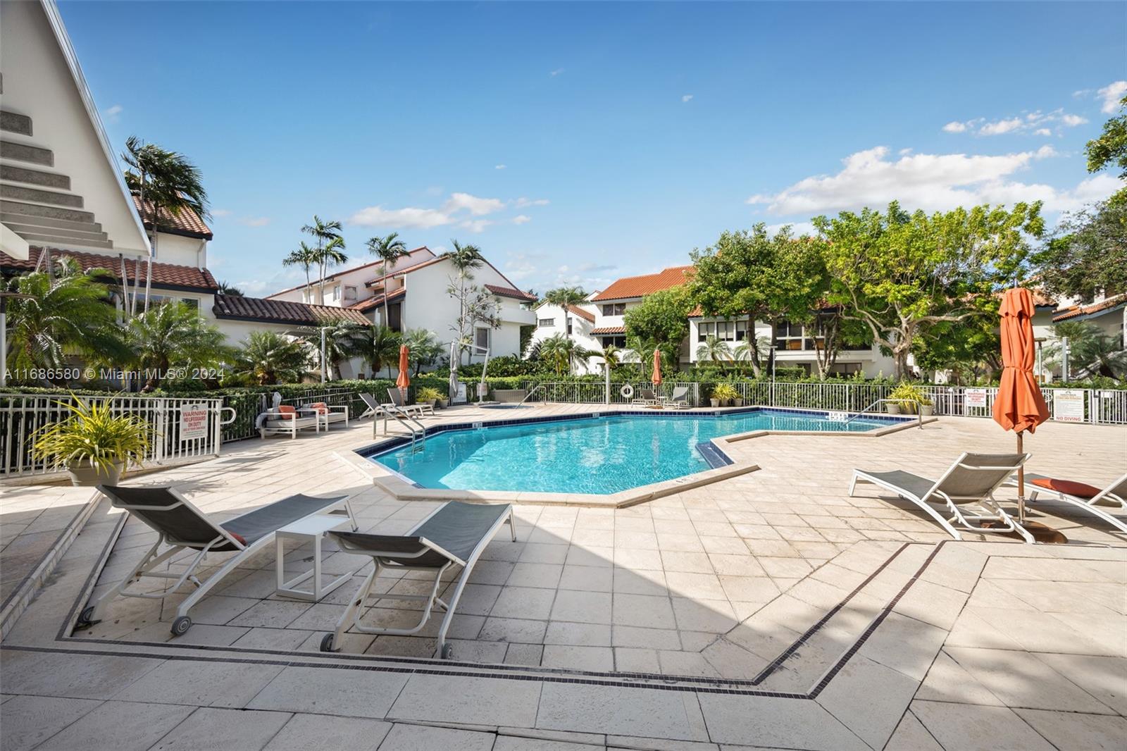 2000 S Bayshore Dr #20, Coconut Grove, Florida image 31