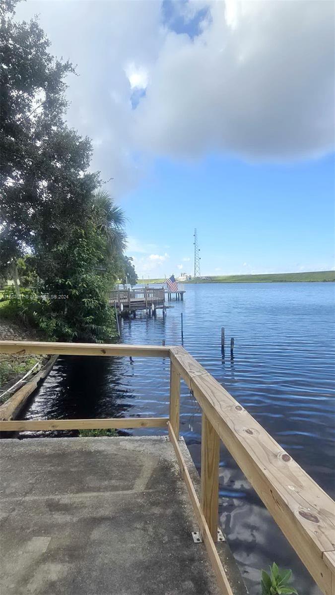 9558 SW Keen Avenue, Okeechobee, Florida image 38