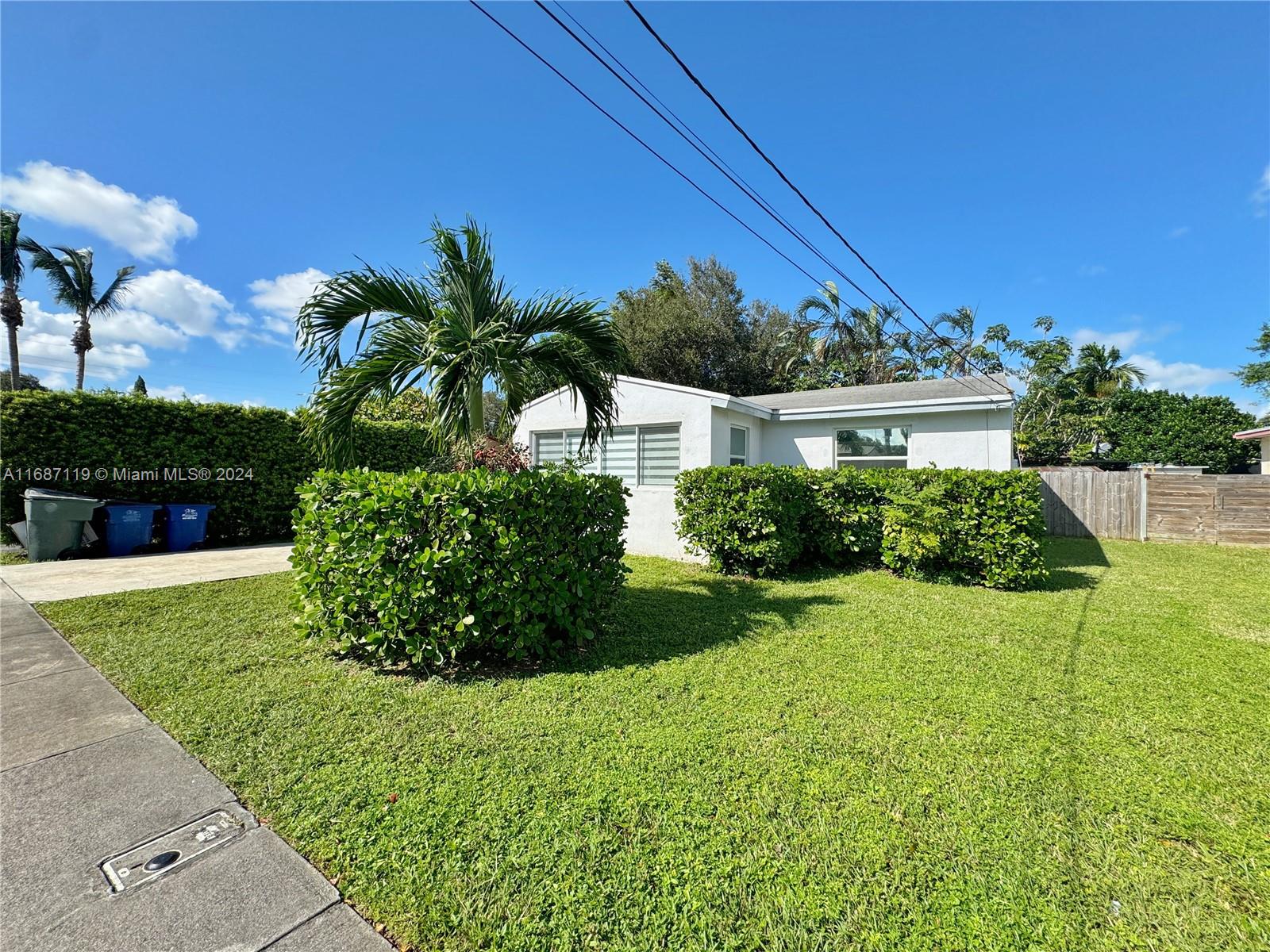 640 SW 6th St, Hallandale Beach, Florida image 15