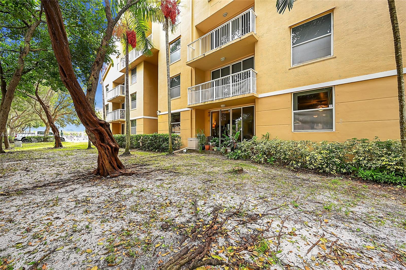 519 E Sheridan St #106, Dania Beach, Florida image 24