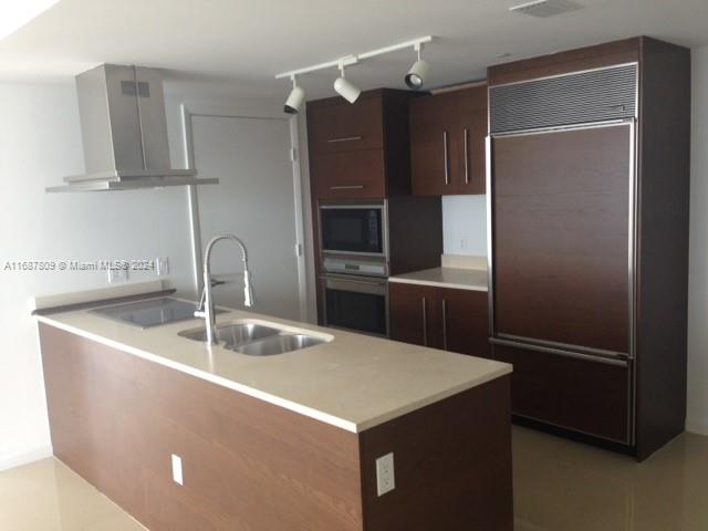 495 BRICKELL AV #3011, Miami FL 33131