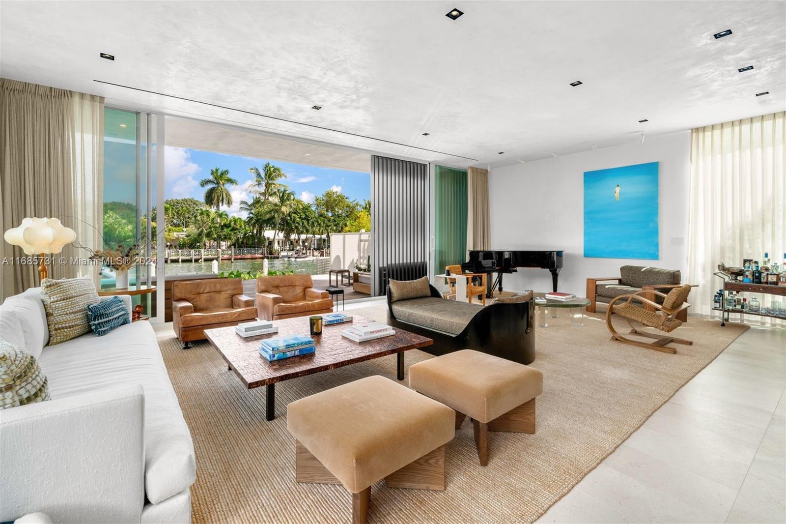 1041 W 48th St, Miami Beach, Florida image 12