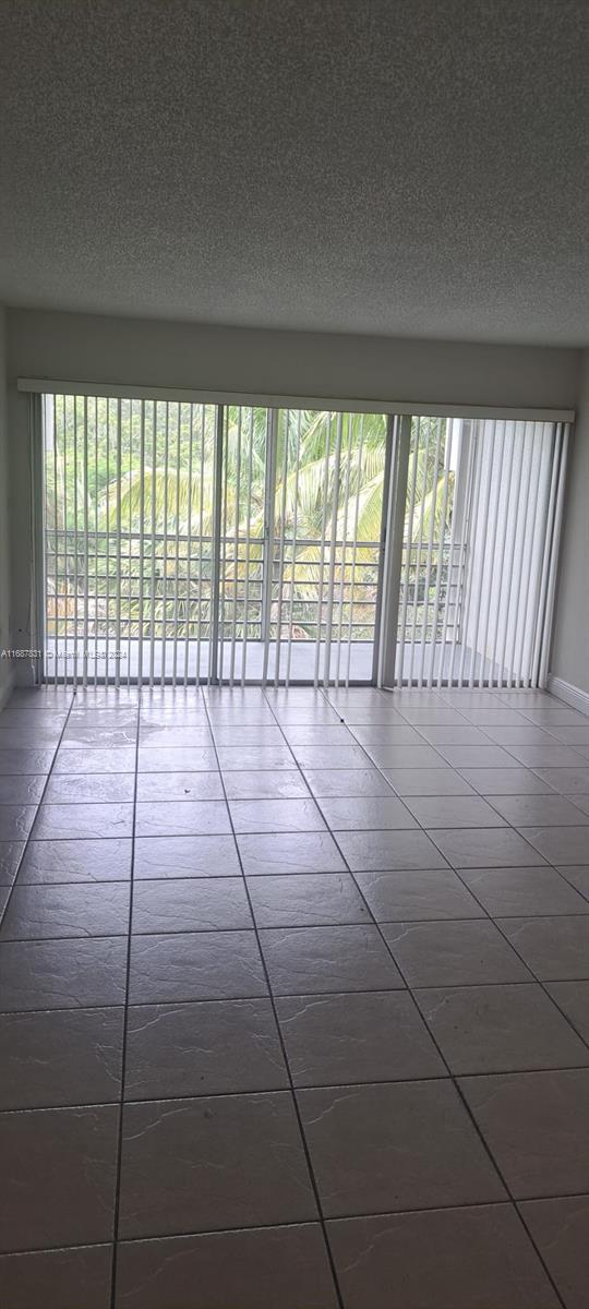 4255 N University Dr #315, Sunrise, Florida image 25