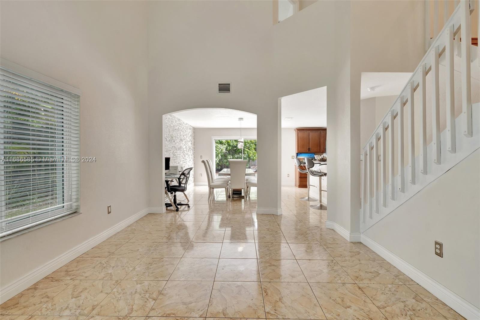 10207 SW 20th Ct, Miramar, Florida image 4