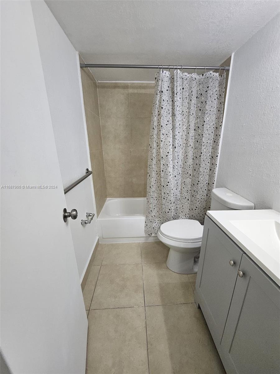 1805 Sans Souci Blvd #527, North Miami, Florida image 10