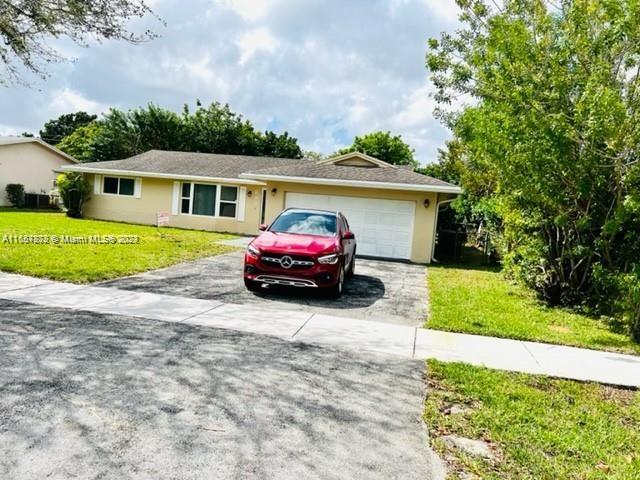 233 NW 42nd Ter, Plantation, Florida image 1