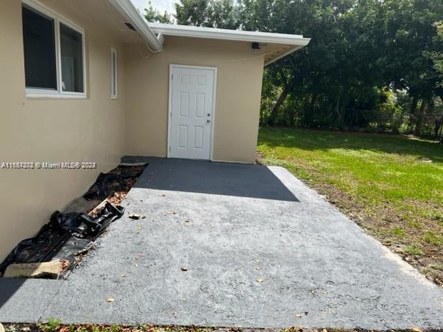 233 NW 42nd Ter, Plantation, Florida image 14