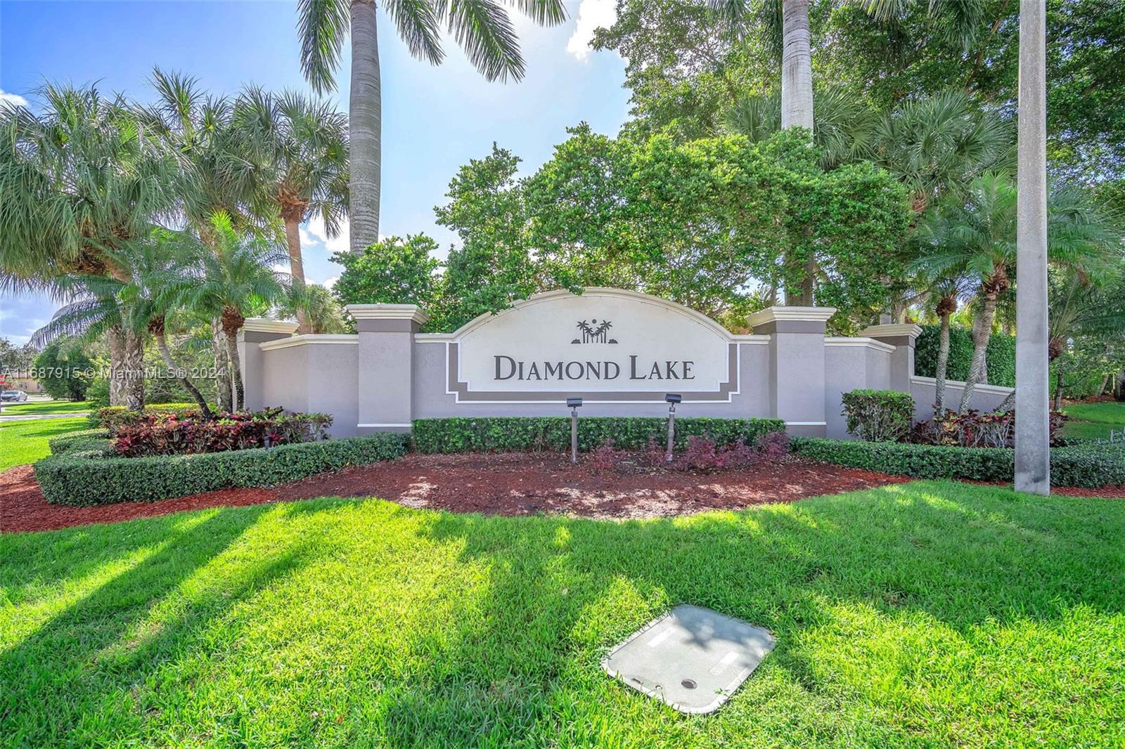 16405 Diamond Head Dr, Weston, Florida image 46