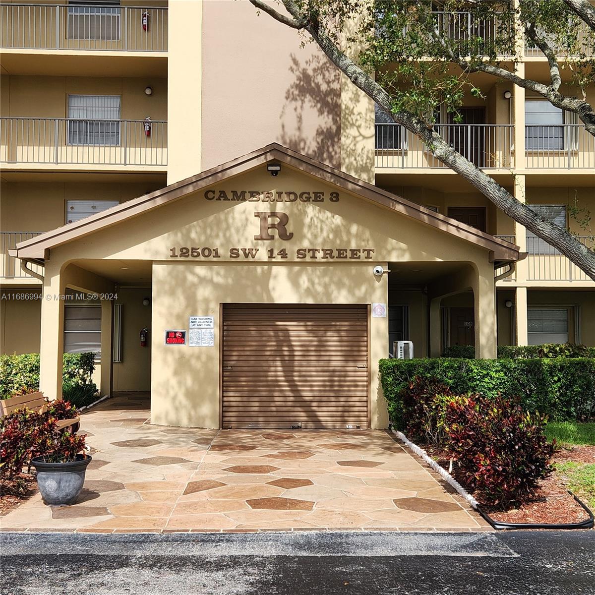 12501 SW 14th St #312R, Pembroke Pines, Florida image 3