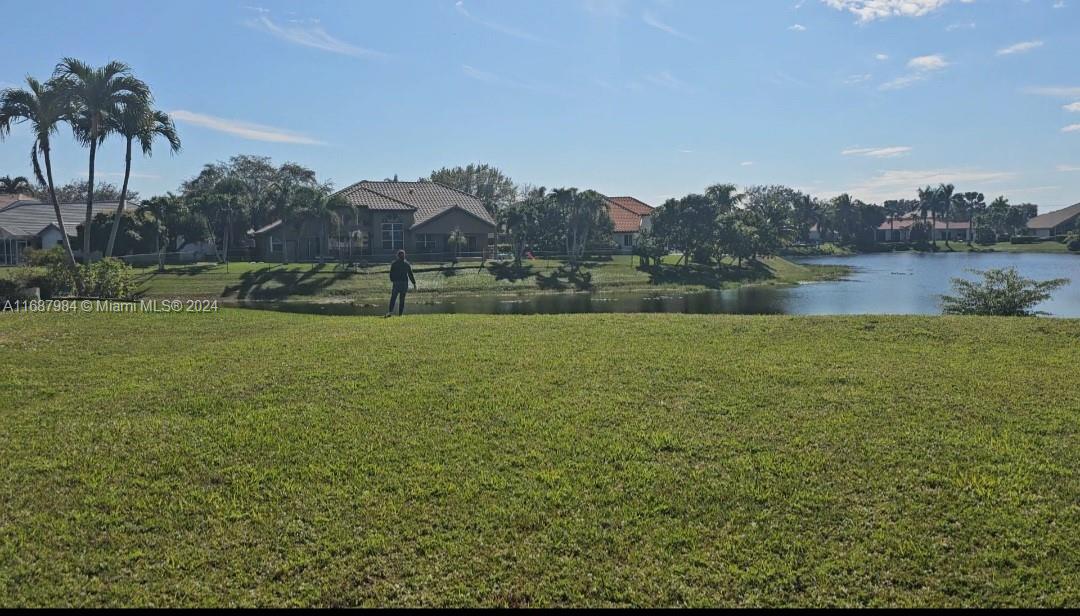 8280 NW 43 St, Coral Springs, Florida image 2