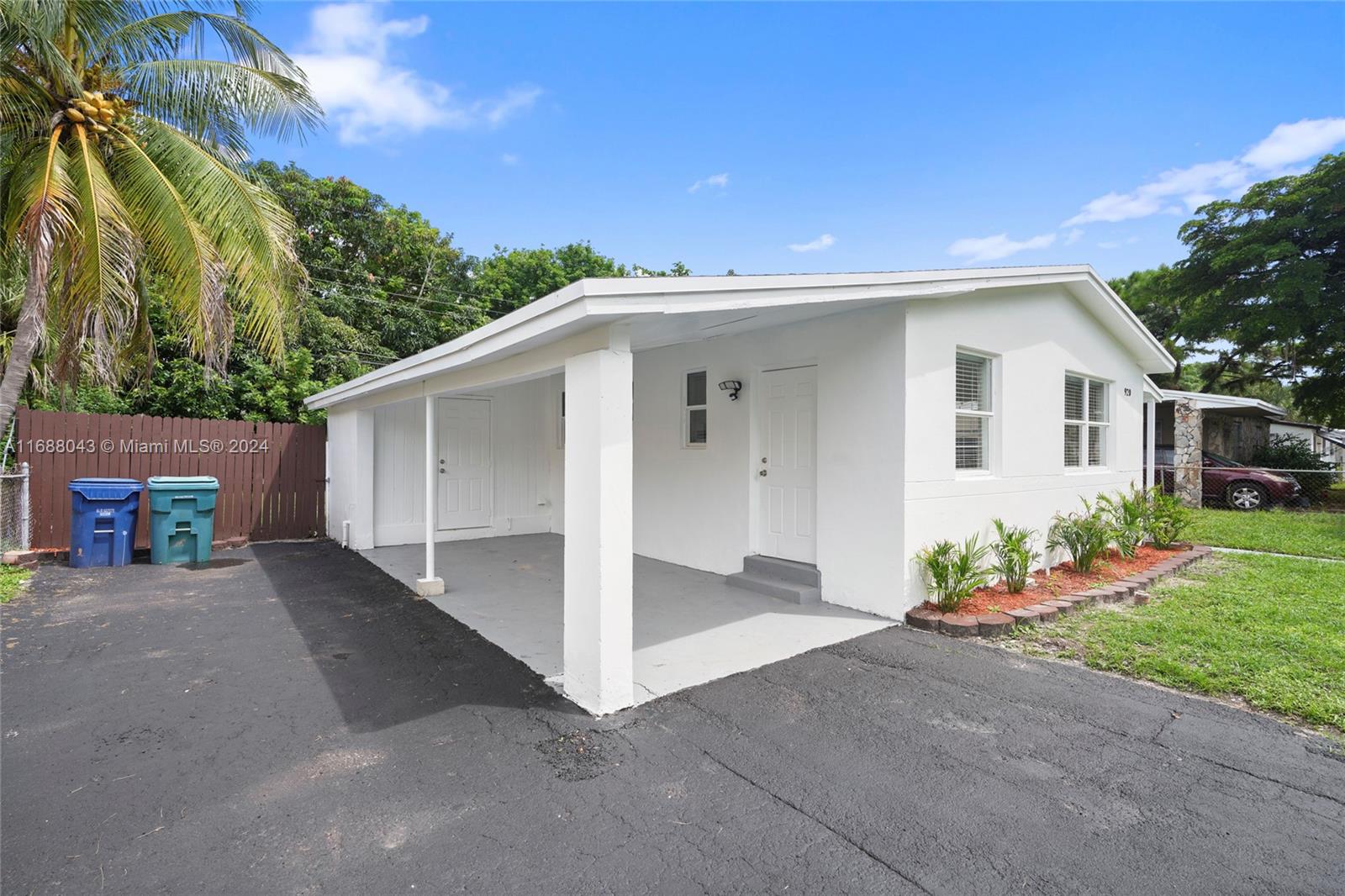 920 NW 34th Way, Lauderhill, Florida image 3