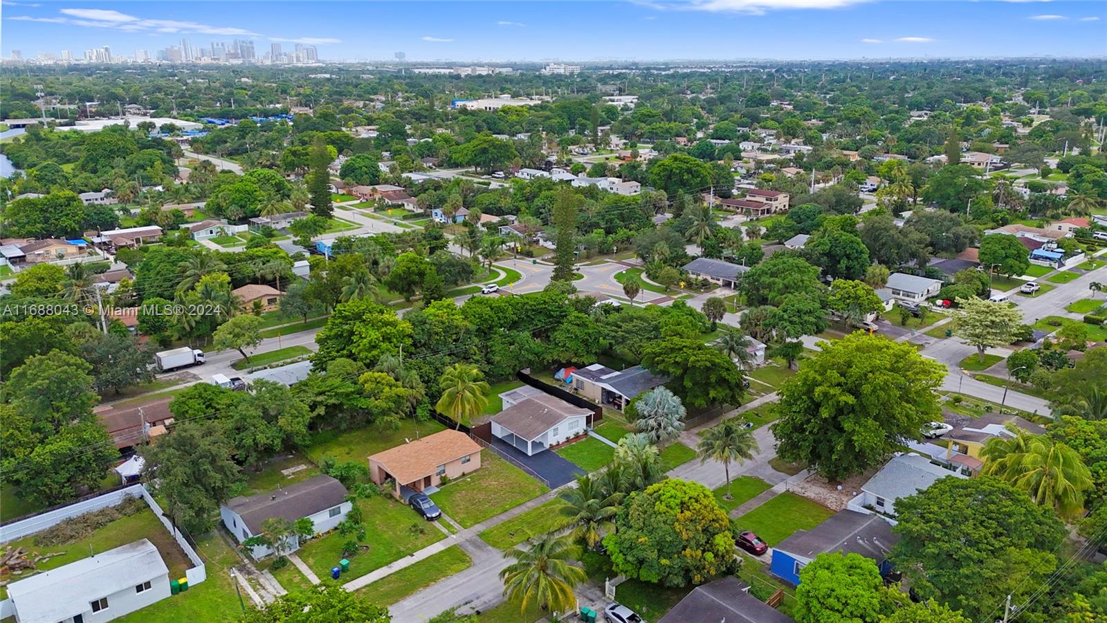 920 NW 34th Way, Lauderhill, Florida image 8