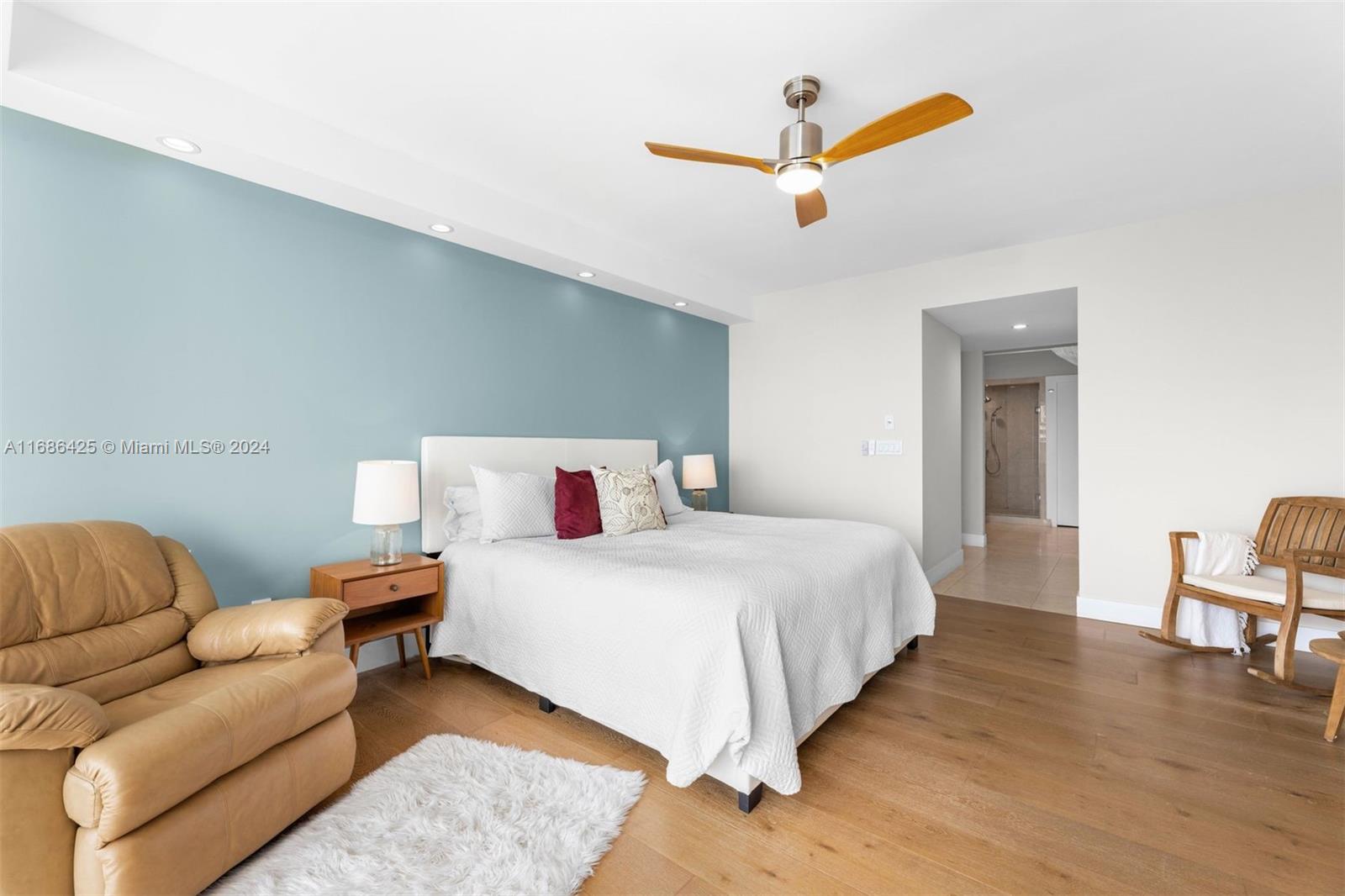 781 Crandon Blvd #1102, Key Biscayne FL 33149