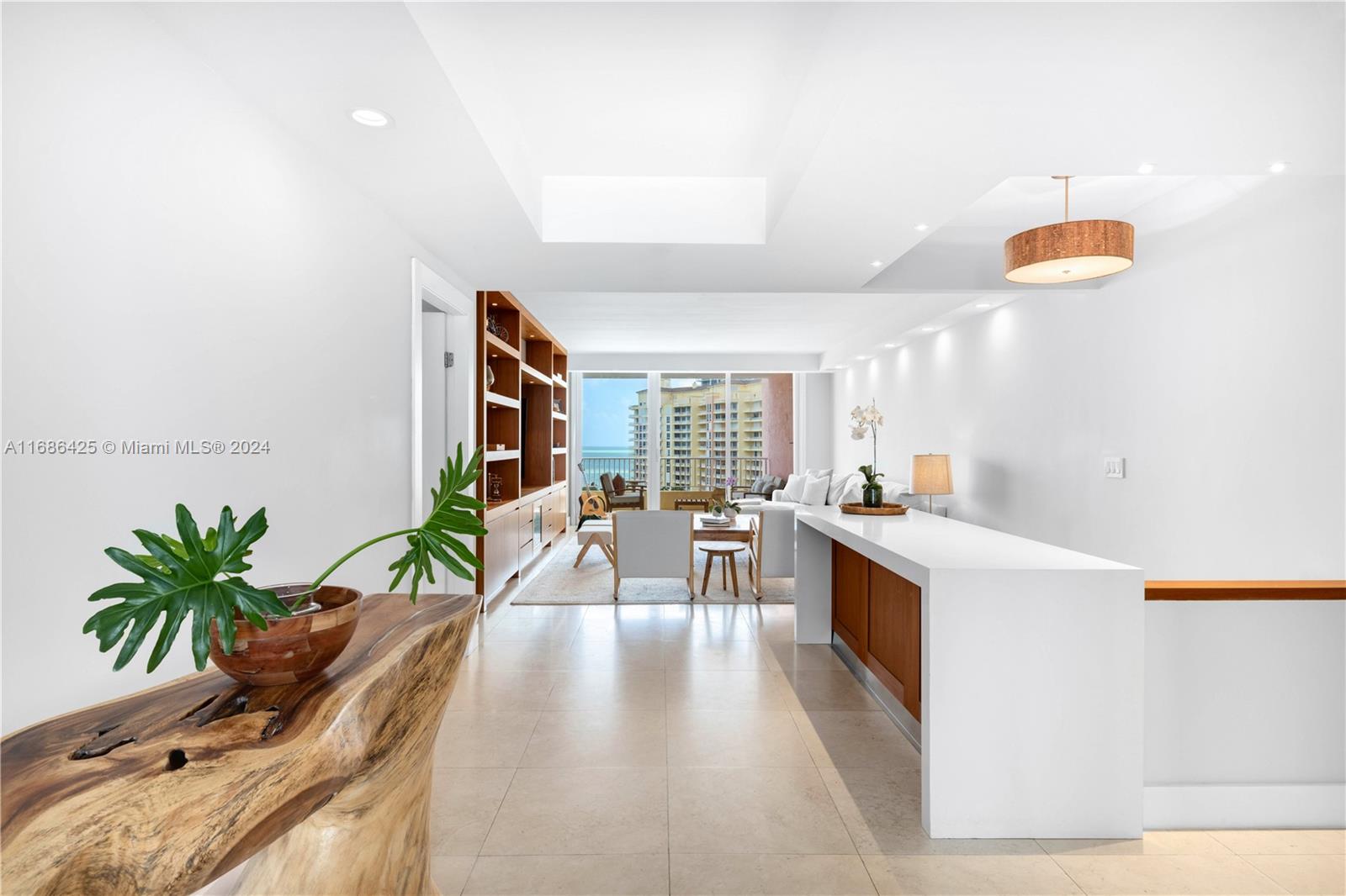 781 Crandon Blvd #1102, Key Biscayne FL 33149