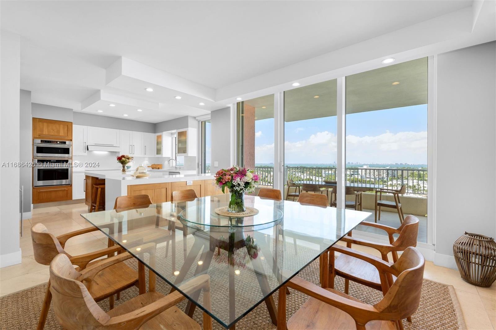 781 Crandon Blvd #1102, Key Biscayne FL 33149