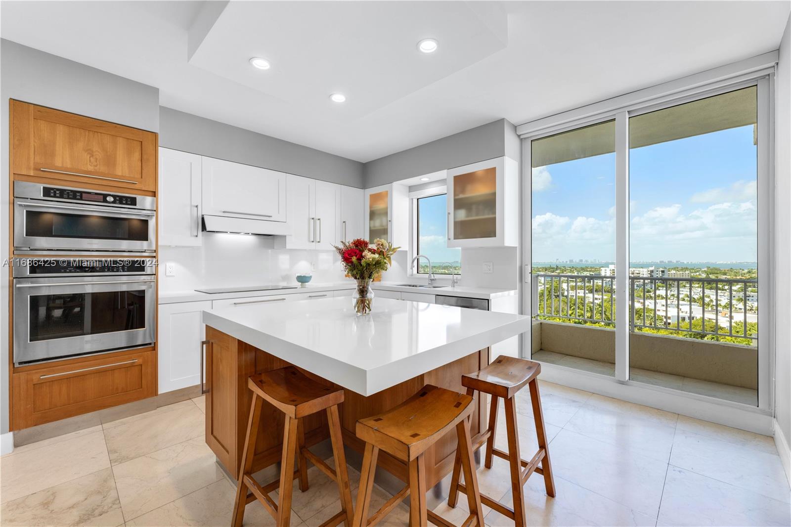 781 Crandon Blvd #1102, Key Biscayne FL 33149